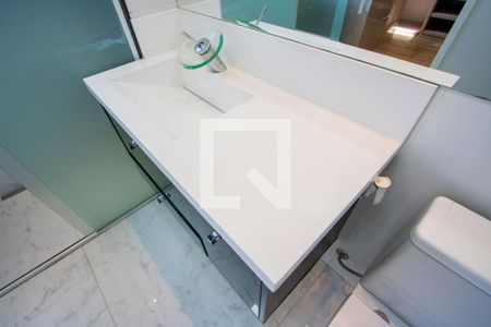 Apartamento para alugar com 246m², 2 quartos e 4 vagas Apartamento para alugar com 246m², 2 quartos e 4 vagasBanheiro 2 do quarto 1