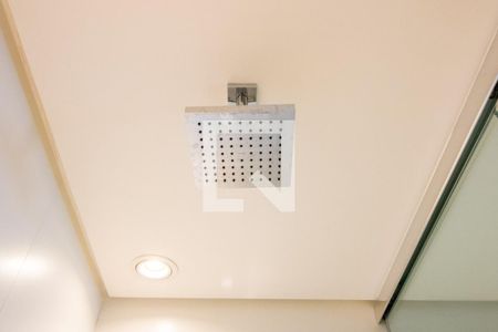 Apartamento para alugar com 246m², 2 quartos e 4 vagas Apartamento para alugar com 246m², 2 quartos e 4 vagasBanheiro do quarto 2