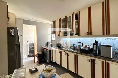 Apartamento à venda com 380m², 4 quartos e 2 vagasCozinha