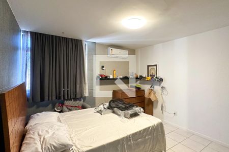 Apartamento à venda com 380m², 4 quartos e 2 vagasQuarto 01