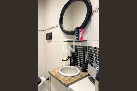 Apartamento à venda com 380m², 4 quartos e 2 vagasBanheiro 04