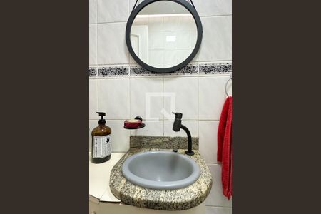 Apartamento à venda com 380m², 4 quartos e 2 vagasBanheiro Social 03