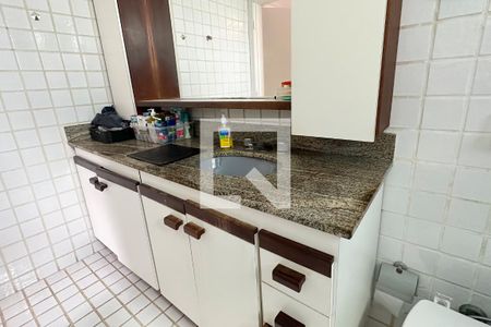 Apartamento à venda com 380m², 4 quartos e 2 vagasBanheiro da Suíte