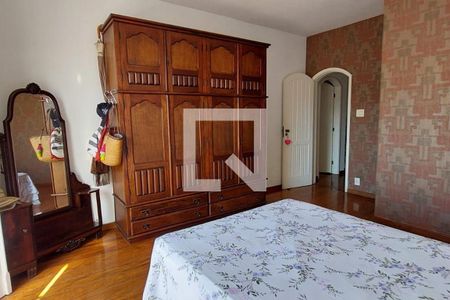 Casa à venda com 357m², 4 quartos e 3 vagas