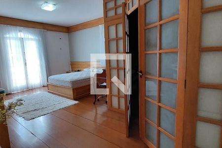 Casa à venda com 357m², 4 quartos e 3 vagas