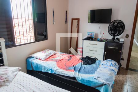 Casa à venda com 150m², 3 quartos e 3 vagasQuarto 2