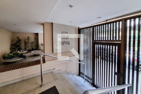 Apartamento para alugar com 55m², 1 quarto e 1 vaga Apartamento para alugar com 55m², 1 quarto e 1 vagaFachada