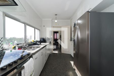 Apartamento à venda com 200m², 4 quartos e 3 vagas Apartamento à venda com 200m², 4 quartos e 3 vagasCozinha