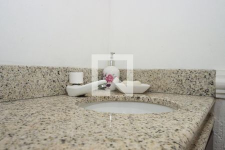 Apartamento à venda com 200m², 4 quartos e 3 vagas Apartamento à venda com 200m², 4 quartos e 3 vagasLavabo