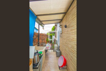 Casa à venda com 86m², 4 quartos e 2 vagas Casa à venda com 86m², 4 quartos e 2 vagasÁrea de Serviço