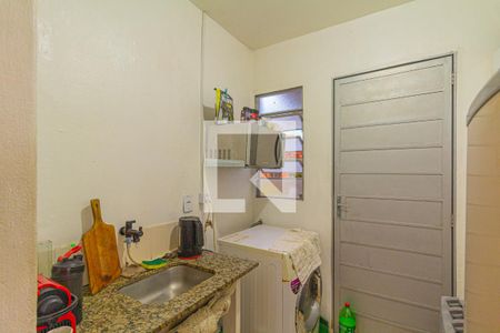 Casa à venda com 86m², 4 quartos e 2 vagas Casa à venda com 86m², 4 quartos e 2 vagasÁrea de Serviço