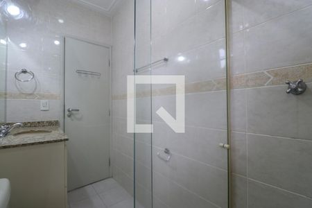 Casa à venda com 250m², 3 quartos e 4 vagasBanheiro da Suíte 2