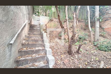 Casa à venda com 250m², 3 quartos e 4 vagasQuintal