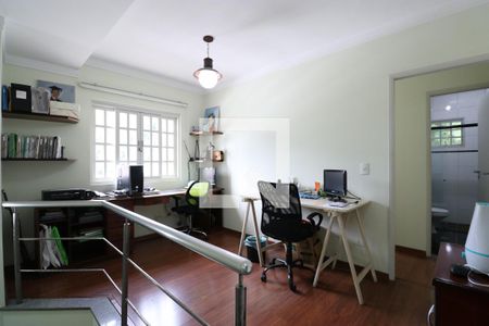 Casa à venda com 250m², 3 quartos e 4 vagasEscritório