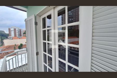 Casa à venda com 250m², 3 quartos e 4 vagasVaranda da suíte 2