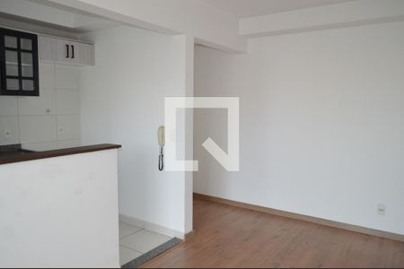 Sala de kitnet/studio para alugar com 2 quartos, 47m² em Liberdade, São Paulo