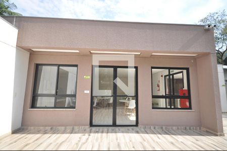 Apartamento para alugar com 40m², 2 quartos e 1 vagaÁrea comum