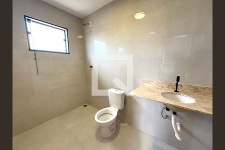 Casa à venda com 105m², 3 quartos e 2 vagasBanheiro da Suíte