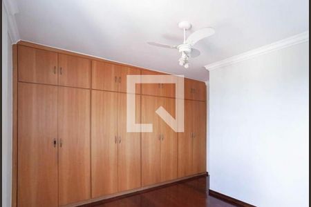 Apartamento à venda com 168m², 4 quartos e 2 vagasQuarto 4