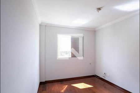 Apartamento à venda com 168m², 4 quartos e 2 vagasQuarto 2