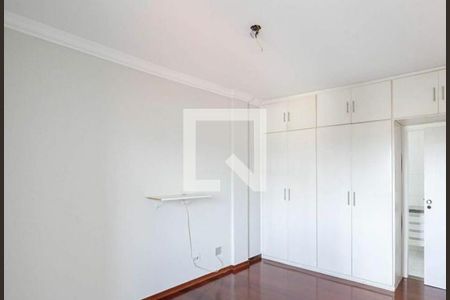 Apartamento à venda com 168m², 4 quartos e 2 vagasQuarto