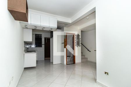 Sala de casa para alugar com 2 quartos, 70m² em Umbará, Curitiba