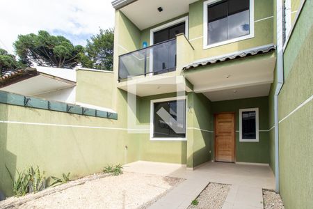 Casa para alugar com 70m², 2 quartos e 2 vagasFachada