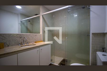 Apartamento para alugar com 110m², 3 quartos e 2 vagasBanheiro Social