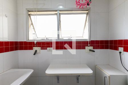Apartamento à venda com 72m², 3 quartos e 2 vagas Apartamento à venda com 72m², 3 quartos e 2 vagasÁrea de Serviço