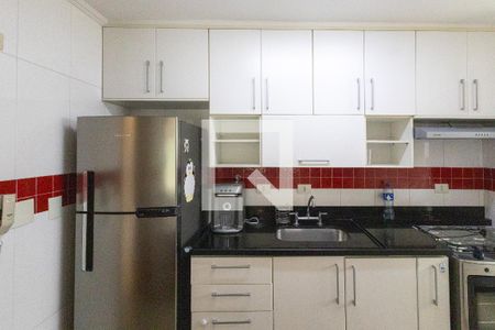 Apartamento à venda com 72m², 3 quartos e 2 vagas Apartamento à venda com 72m², 3 quartos e 2 vagasCozinha