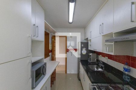 Apartamento à venda com 72m², 3 quartos e 2 vagas Apartamento à venda com 72m², 3 quartos e 2 vagasCozinha