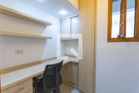 Apartamento à venda com 72m², 3 quartos e 2 vagas Apartamento à venda com 72m², 3 quartos e 2 vagasEscritório