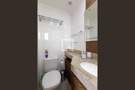 Apartamento à venda com 72m², 3 quartos e 2 vagas Apartamento à venda com 72m², 3 quartos e 2 vagasBanheiro da Suíte