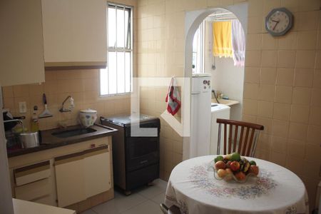 Apartamento à venda com 96m², 3 quartos e 1 vagaCozinha