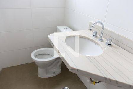 Apartamento à venda com 82m², 2 quartos e 2 vagasBanheiro da Suíte 2