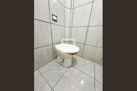 Casa para alugar com 65m², 1 quarto e 1 vaga Casa para alugar com 65m², 1 quarto e 1 vagaBanheiro