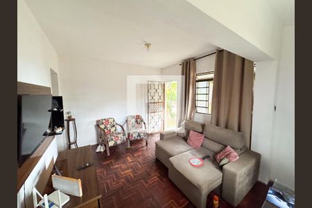 Sala de casa à venda com 6 quartos, 366m² em Glória, Belo Horizonte