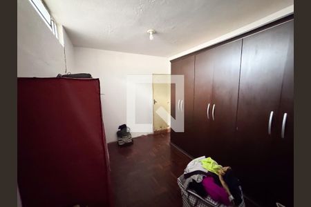 Quarto 2 de casa à venda com 6 quartos, 366m² em Glória, Belo Horizonte