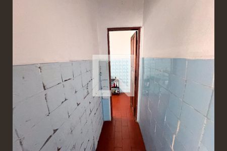 Casa à venda com 366m², 6 quartos e 2 vagas Casa à venda com 366m², 6 quartos e 2 vagasCorredor