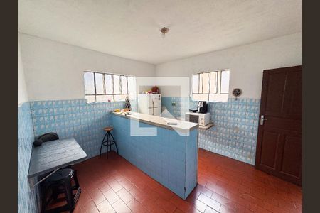 Casa à venda com 366m², 6 quartos e 2 vagas Casa à venda com 366m², 6 quartos e 2 vagasCozinha