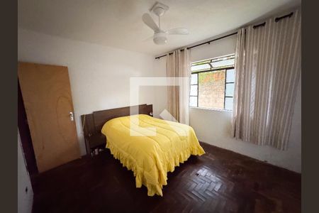 Quarto de casa à venda com 6 quartos, 366m² em Glória, Belo Horizonte