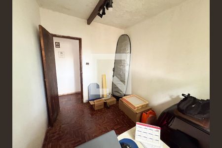 Casa à venda com 366m², 6 quartos e 2 vagas Casa à venda com 366m², 6 quartos e 2 vagasQuarto 3