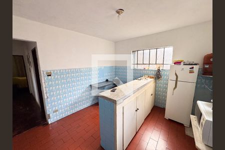 Casa à venda com 366m², 6 quartos e 2 vagas Casa à venda com 366m², 6 quartos e 2 vagasCozinha