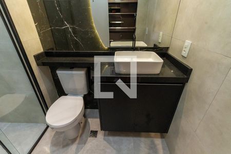 Banheiro de kitnet/studio para alugar com 1 quarto, 25m² em Tatuapé, São Paulo