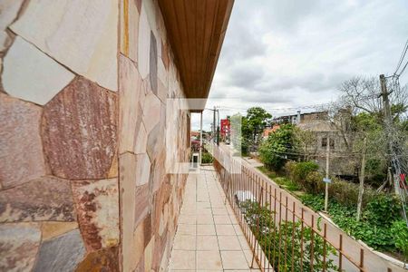 Casa à venda com 110m², 3 quartos e 2 vagas Casa à venda com 110m², 3 quartos e 2 vagasTerraço