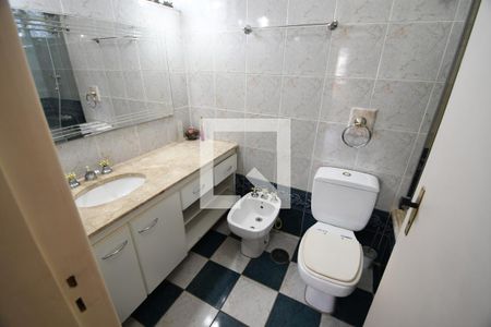 Apartamento à venda com 180m², 3 quartos e 1 vagaBanheiro 1