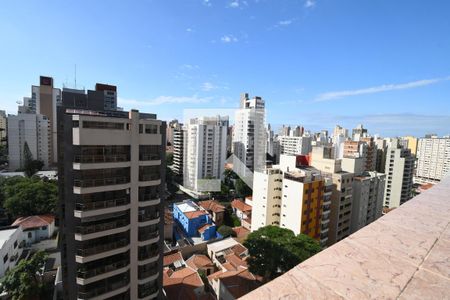 Sala - Vista de apartamento à venda com 3 quartos, 180m² em Centro, Campinas