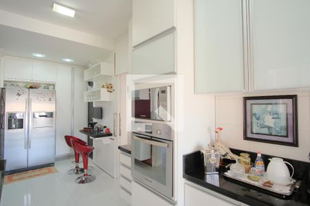 Apartamento à venda com 145m², 3 quartos e 2 vagasCozinha