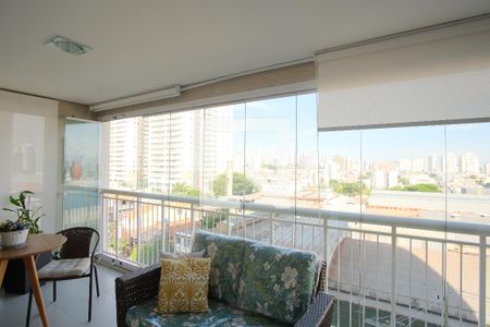 Apartamento à venda com 145m², 3 quartos e 2 vagasVaranda