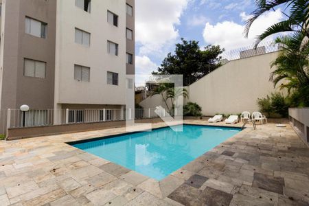 Apartamento à venda com 70m², 3 quartos e 1 vagaÁrea comum - Piscina